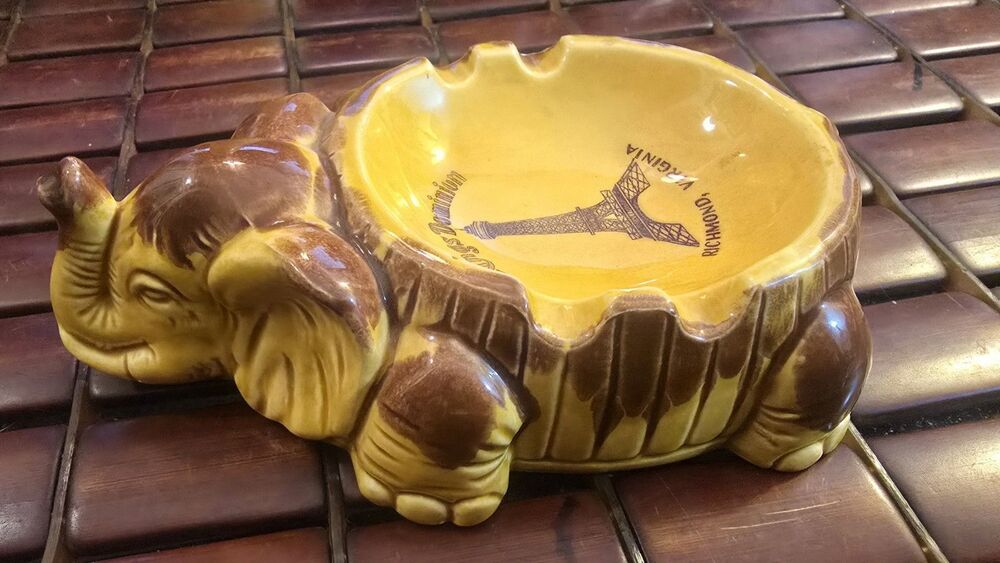 Vintage Souvenir Kings Dominion Elephant Ceramic Ashtray Japan 6.25"x4.25"x1.5"